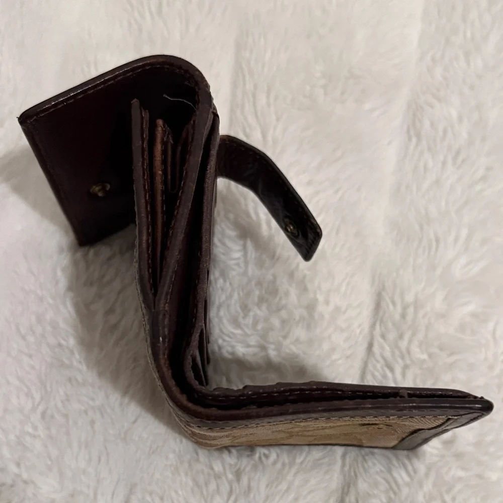 Coach Vintage Monogram Wallet - Picture 4 of 5